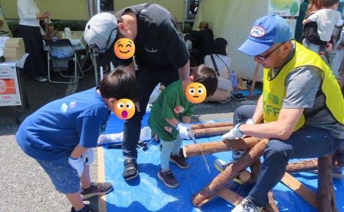 令和6年度秋ふれあい丸太切り体験写真(この他にも木工おもちゃなど体験できます)